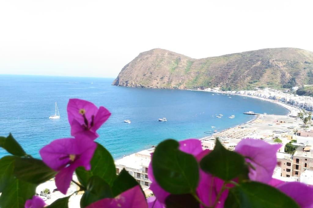 Casa Vacanze Vista Mare Mela B 利帕里 外观 照片