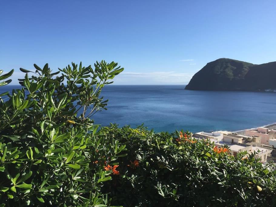 Casa Vacanze Vista Mare Mela B 利帕里 外观 照片